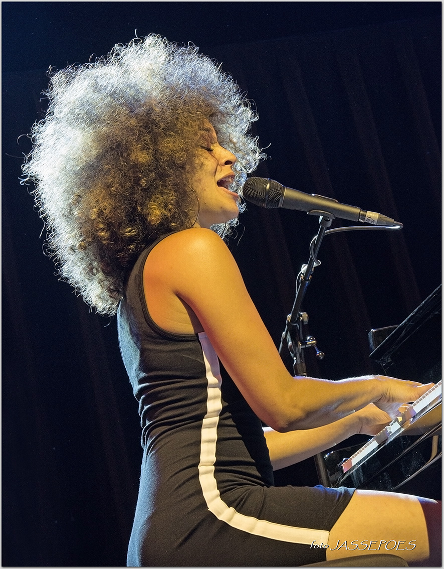 Kandace Springs  JASSEPOES